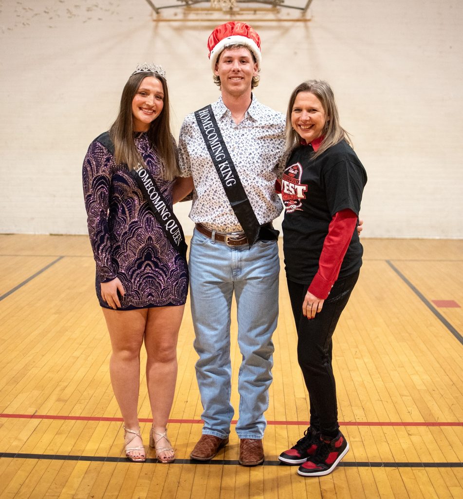 NOC Enid Homecoming Queen Jenna Thomas, NOC Enid Homecoming King Graham Hylton, and NOC President Diana Morris Watkins (photo by Shiloh Martin/NOC)